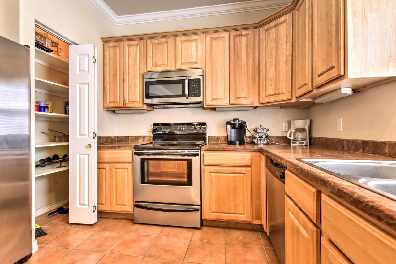 Waterfront Corpus Christi Townhome With Pool And Dock! Exterior foto