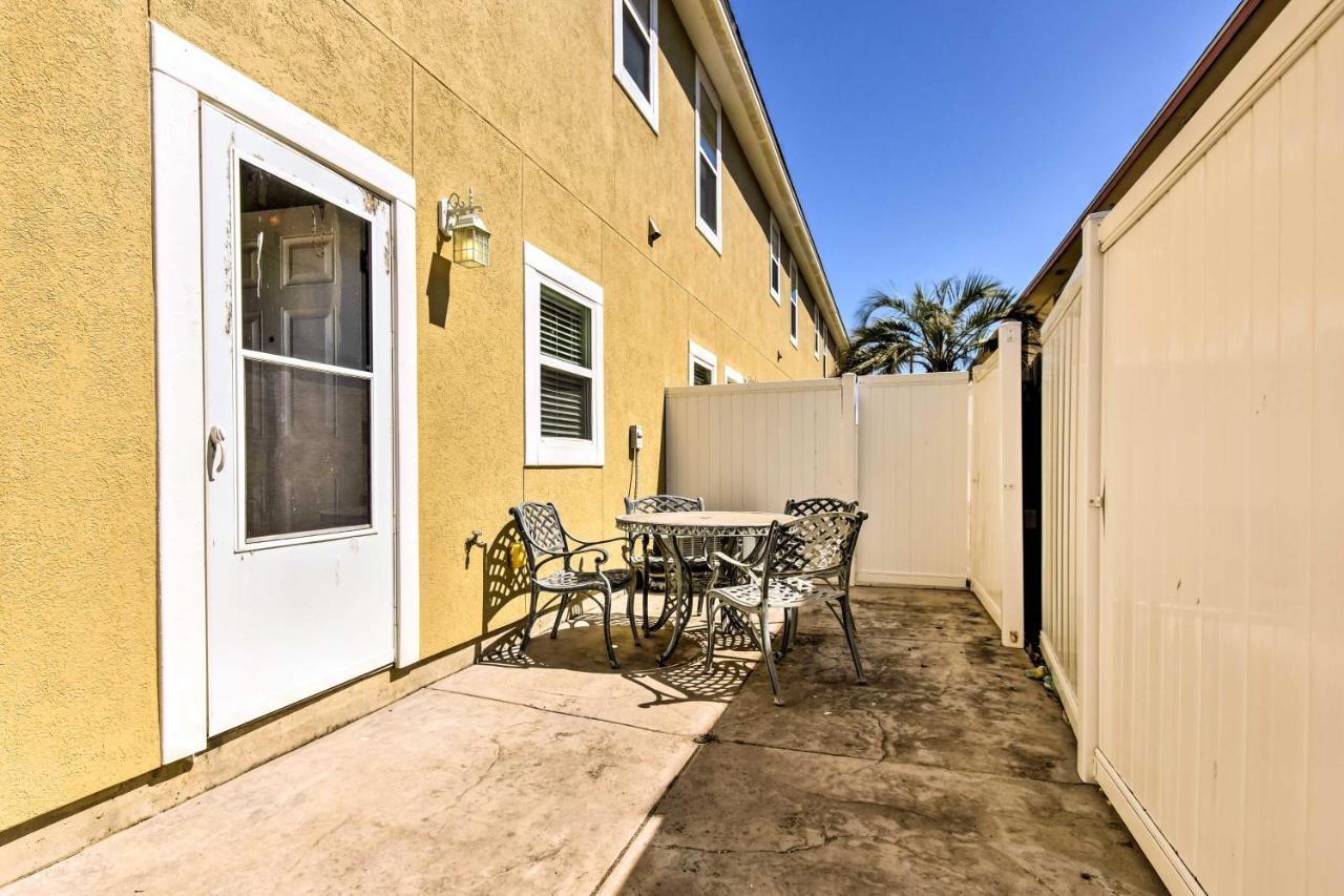 Waterfront Corpus Christi Townhome With Pool And Dock! Exterior foto